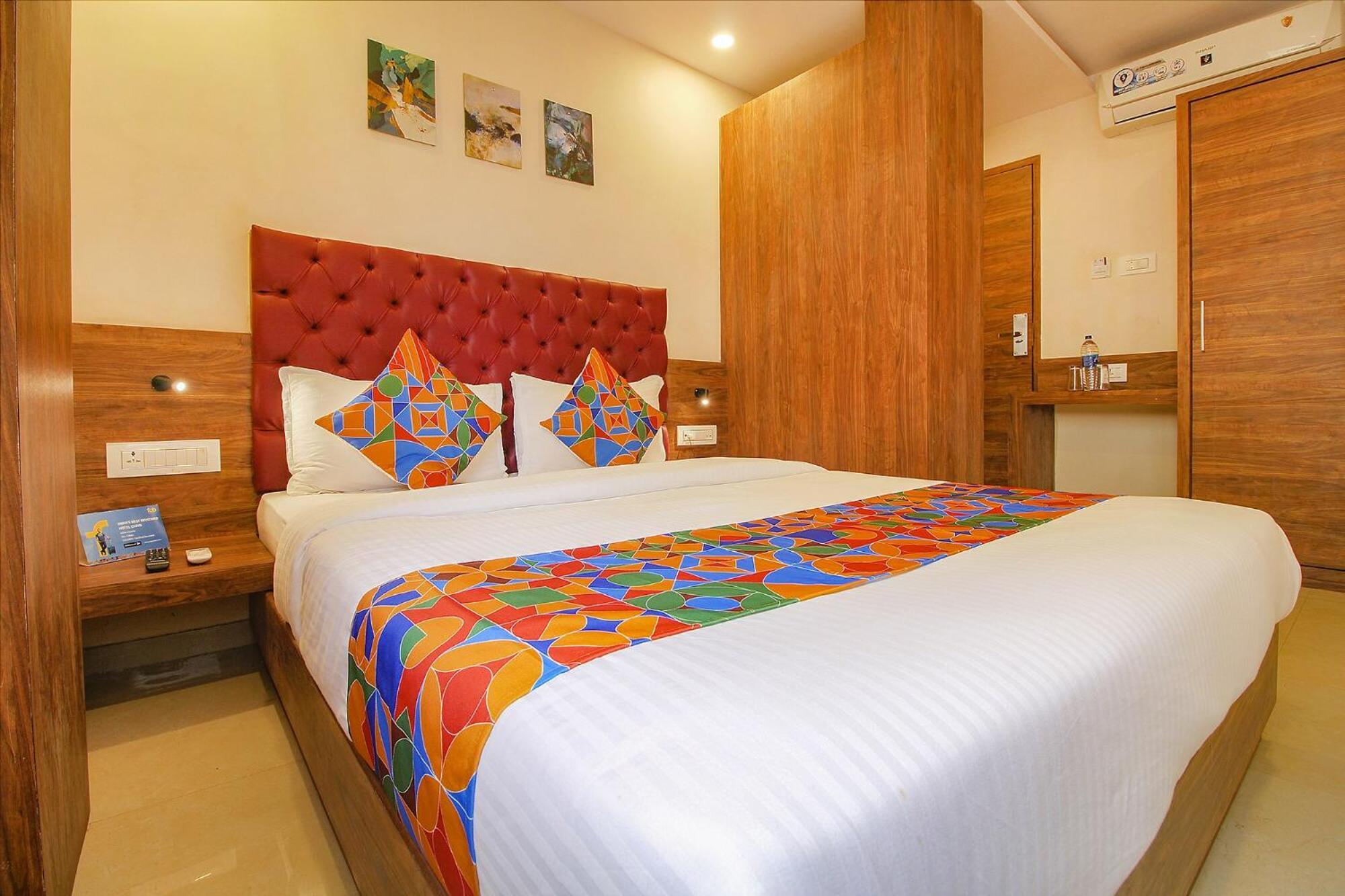 Fabhotel Peninsula - Nr Csmt Station Bombaj Zewnętrze zdjęcie