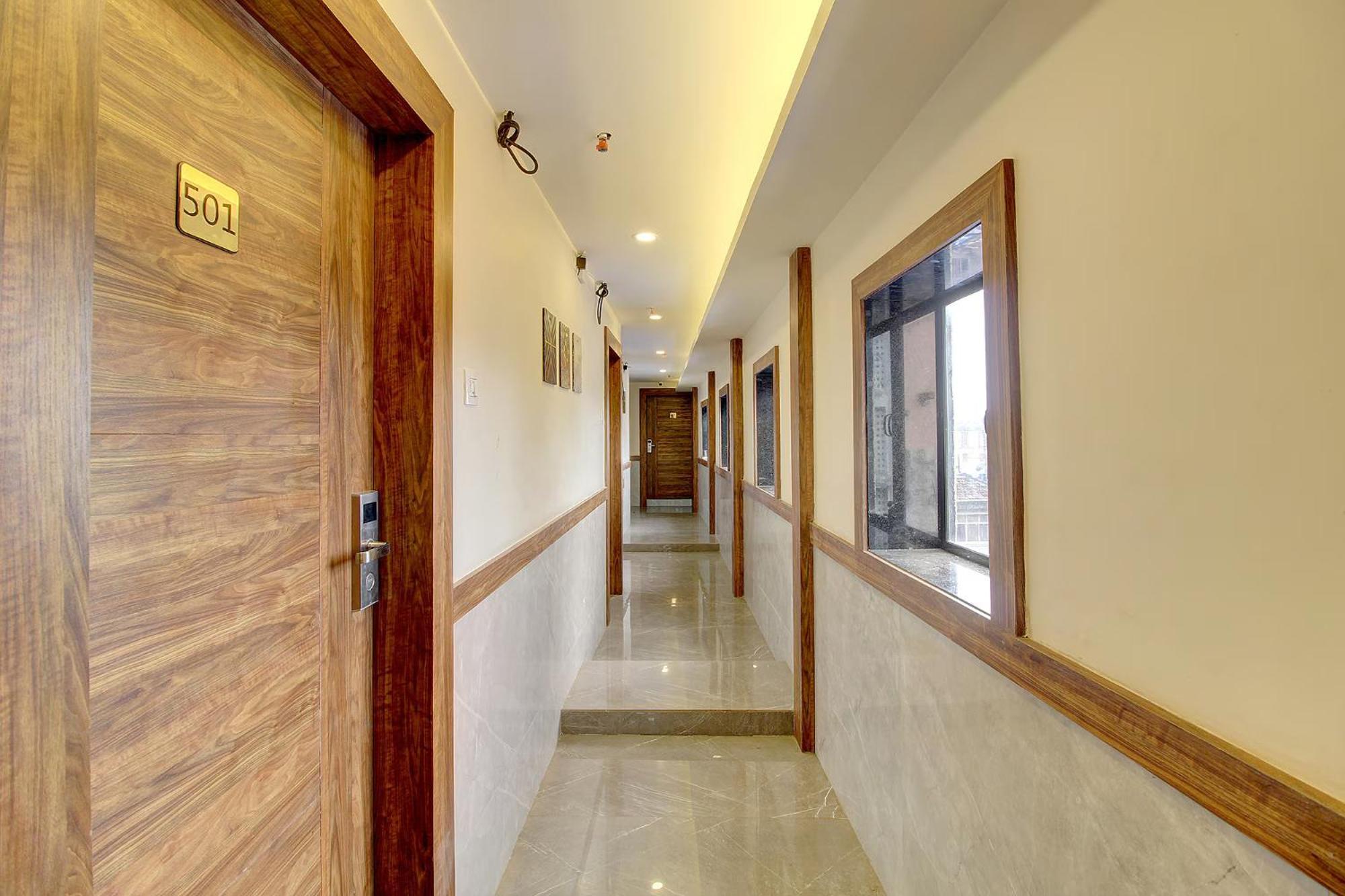 Fabhotel Peninsula - Nr Csmt Station Bombaj Zewnętrze zdjęcie