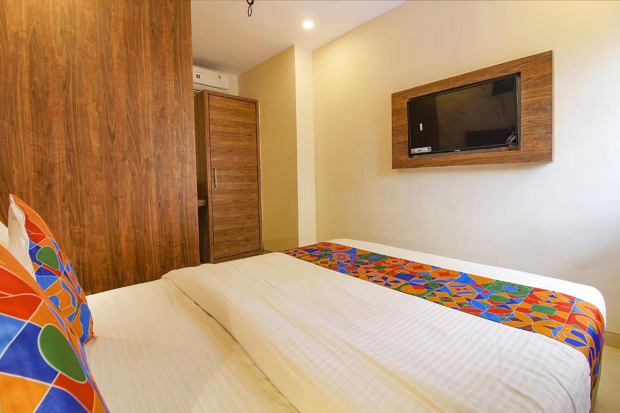 Fabhotel Peninsula - Nr Csmt Station Bombaj Zewnętrze zdjęcie