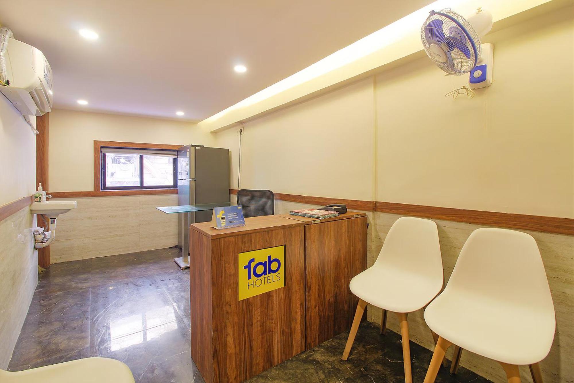 Fabhotel Peninsula - Nr Csmt Station Bombaj Zewnętrze zdjęcie