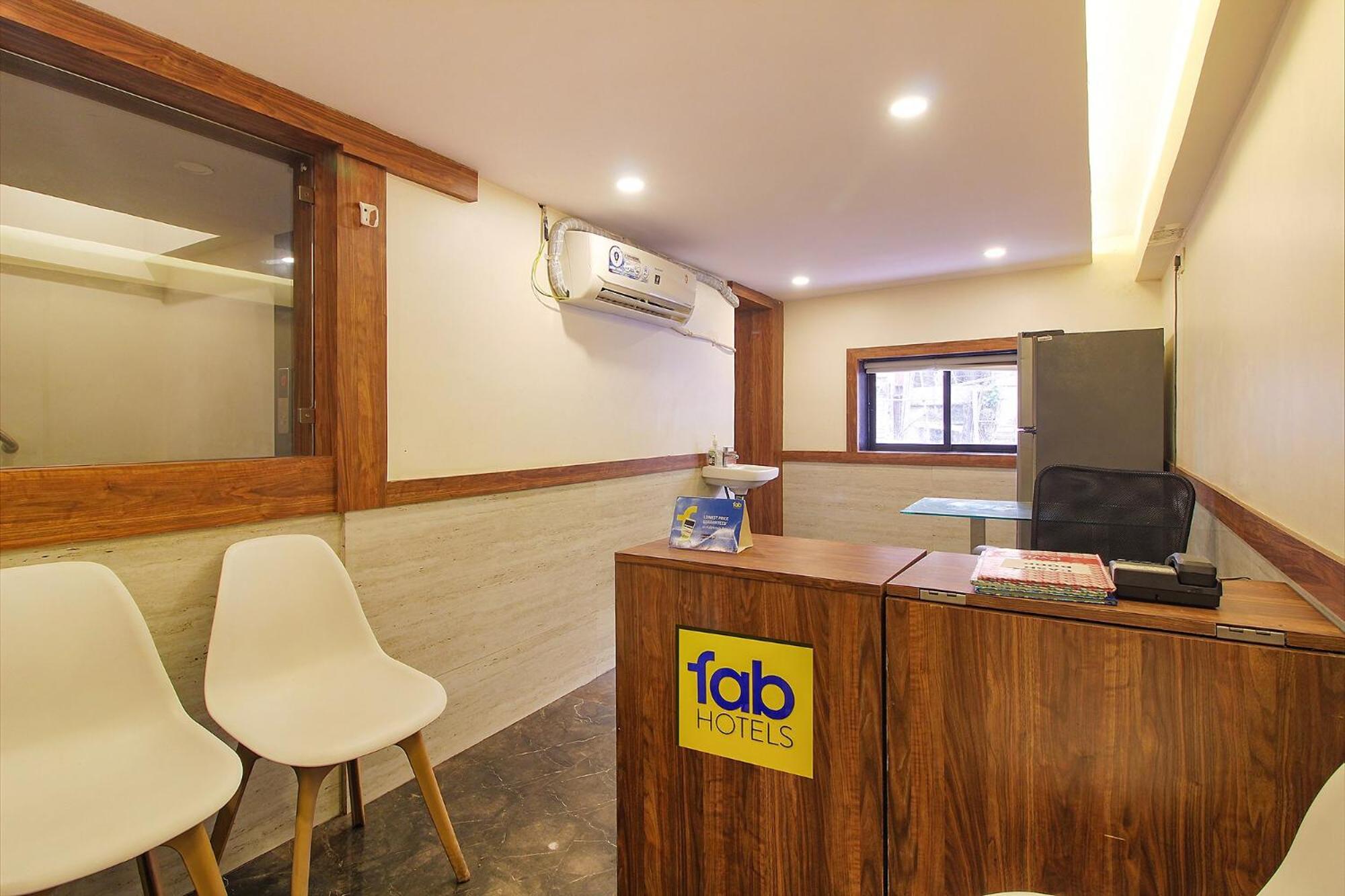 Fabhotel Peninsula - Nr Csmt Station Bombaj Zewnętrze zdjęcie